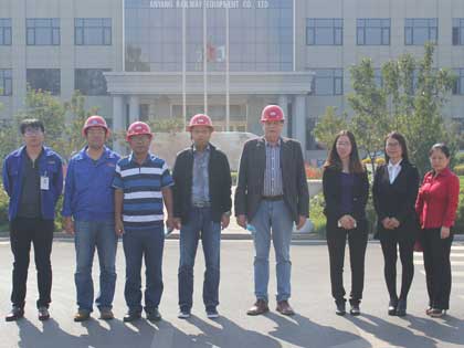 Bengle clients visit factory with us